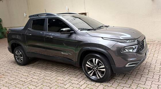 FIAT TORO 1.3 TURBO 270 FLEX FREEDOM AT6 FIAT TORO 1.3 TURBO 270 FLEX FREEDOM AT6